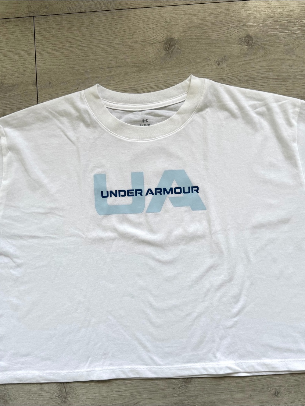 Under Armour Women’s Cropped Top White UA Logo Crew Neck T-Shirt